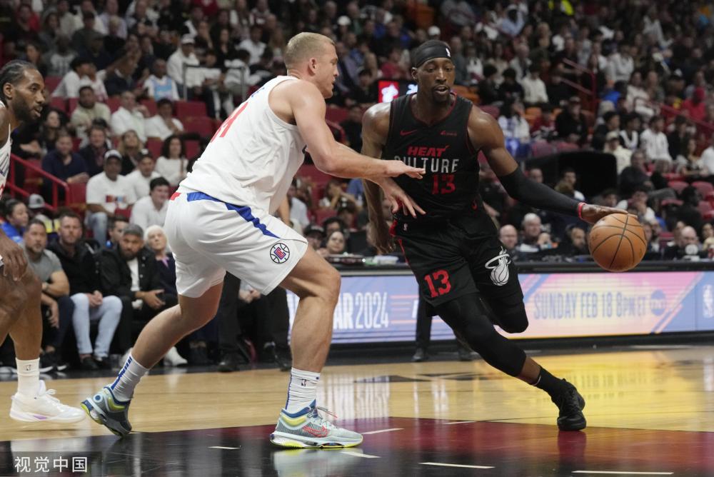 他们由于伤 他们由于伤