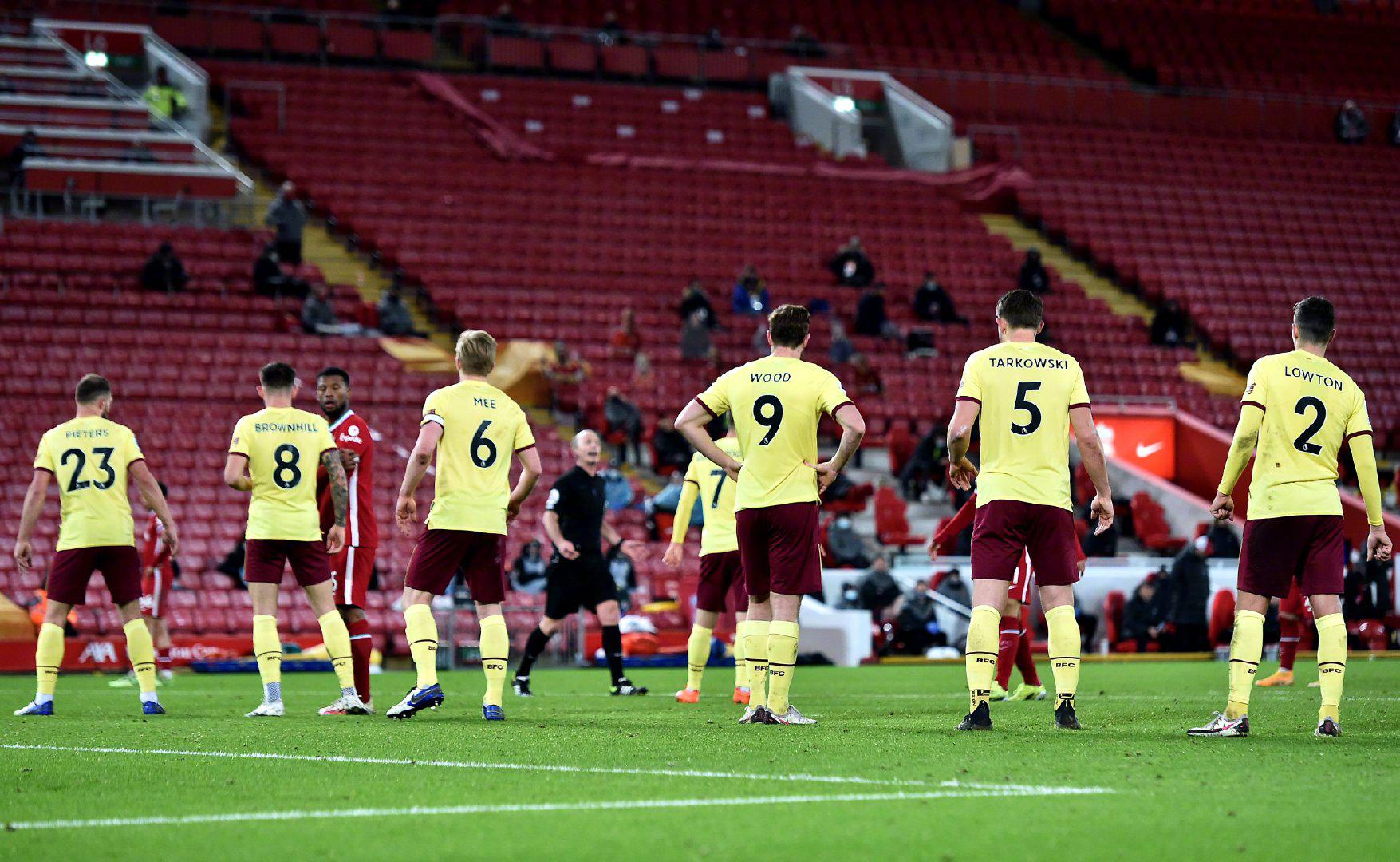 参加季前赛 参加季前赛